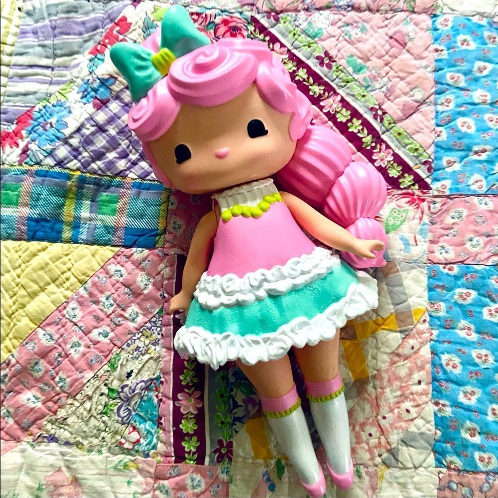 Secret Crush Pippa Posie 13 inch Large doll ASMR Comic-Con role play